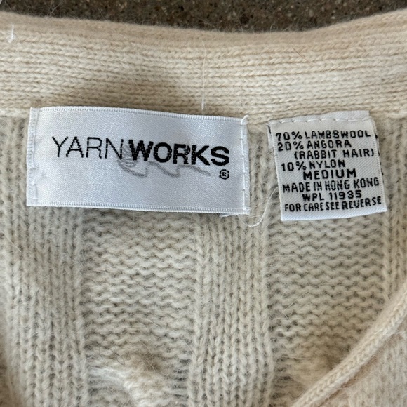 Vintage 80’s 90’s Angora Pearl Sweater - Picture 4 of 5